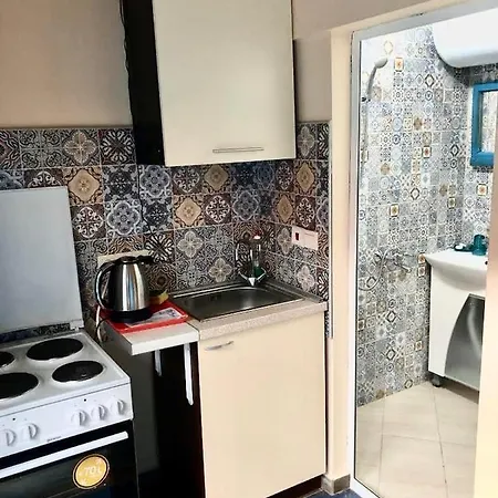 Maison d'hôtes цяла ваканционна къща- Florina *